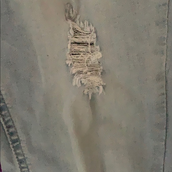 Light wash jeans - Picture 4 of 5